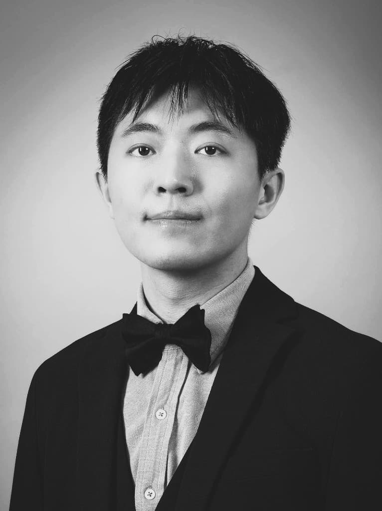 Portrait of Zihang Wei